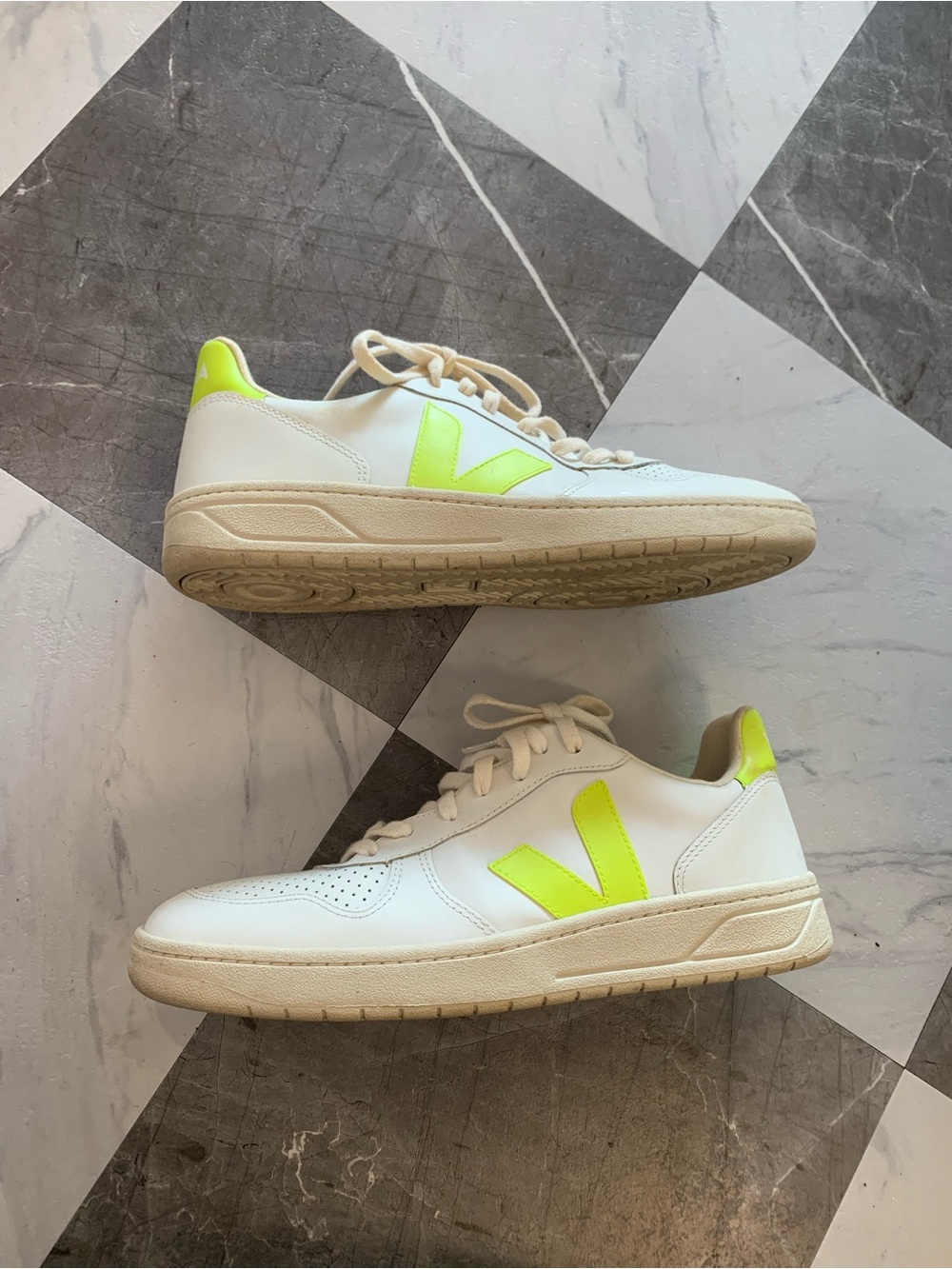 Veja Men's White Sneakers with Neon Yellow Accents - Picture 2 of 5